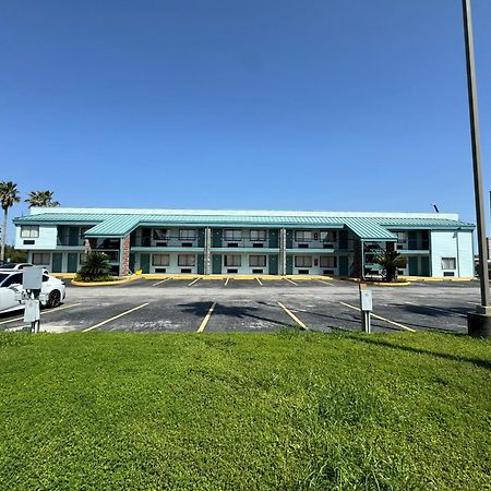 Nola Inn & Suites نيو أورلينز المظهر الخارجي الصورة