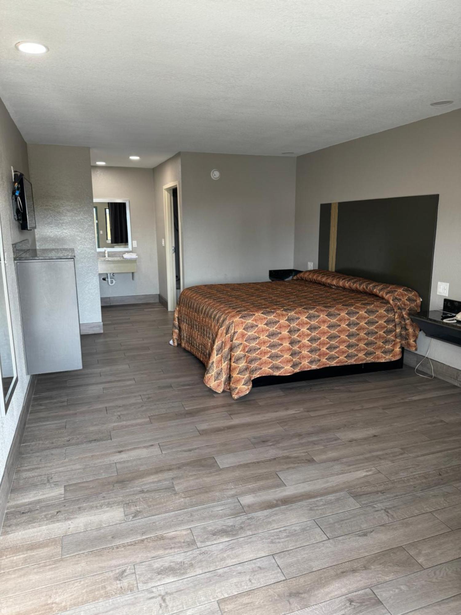 Nola Inn & Suites نيو أورلينز المظهر الخارجي الصورة