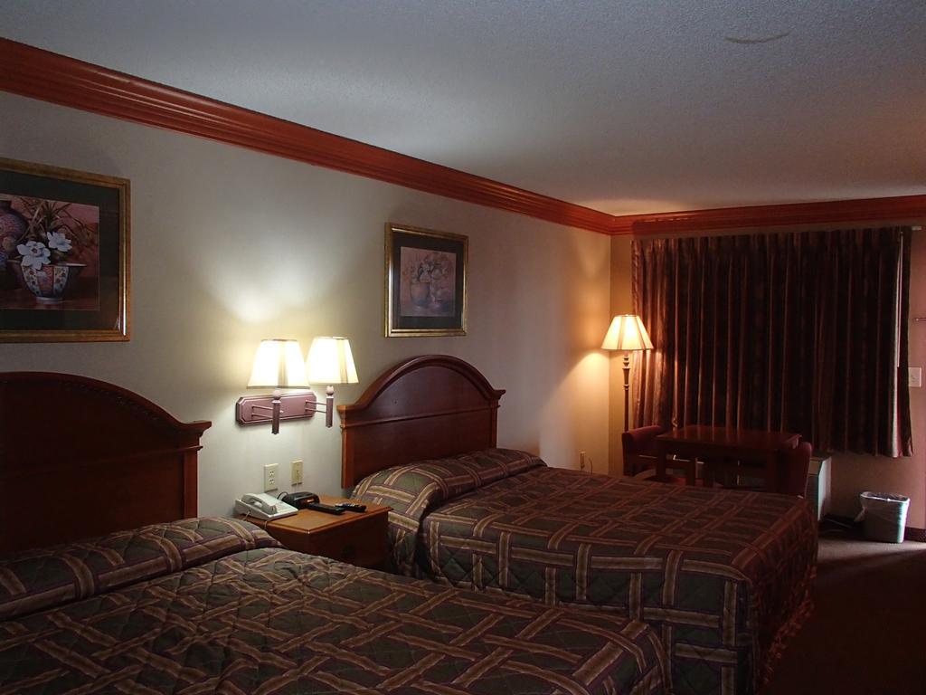 Nola Inn & Suites نيو أورلينز المظهر الخارجي الصورة