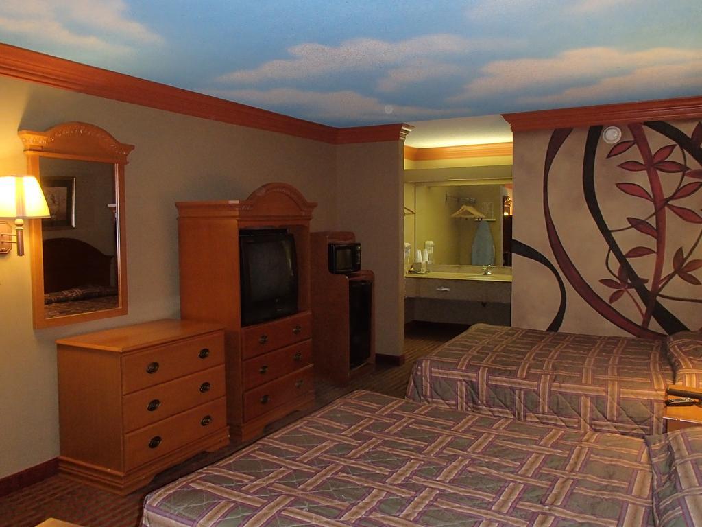 Nola Inn & Suites نيو أورلينز المظهر الخارجي الصورة